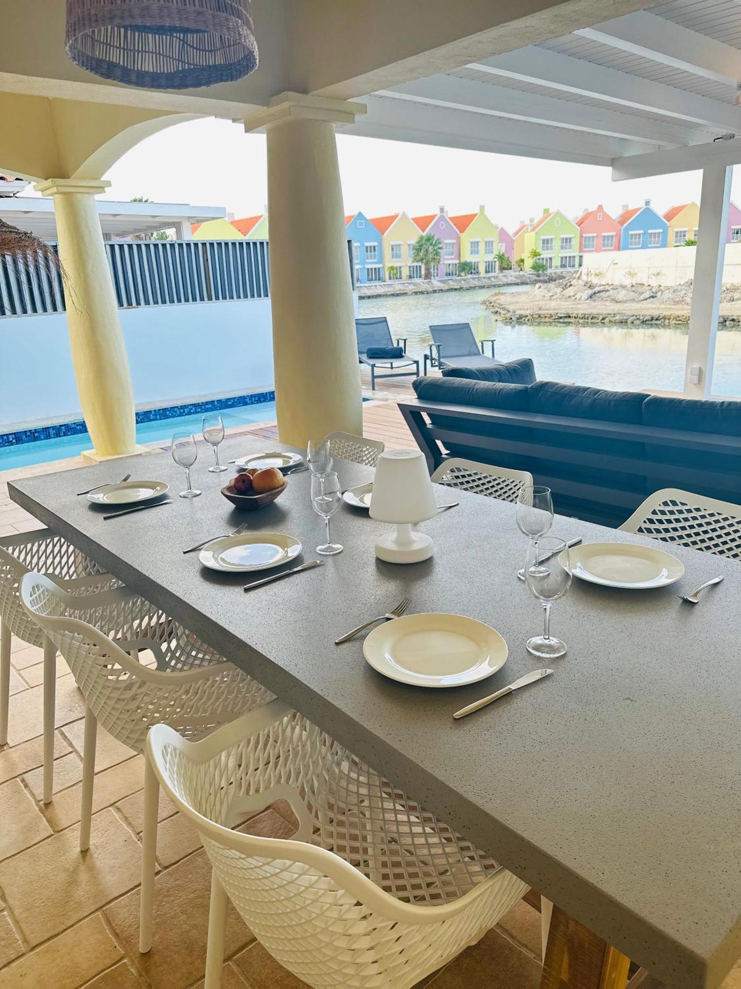 Kas Manta Watervillas Кралендижк Екстериор снимка